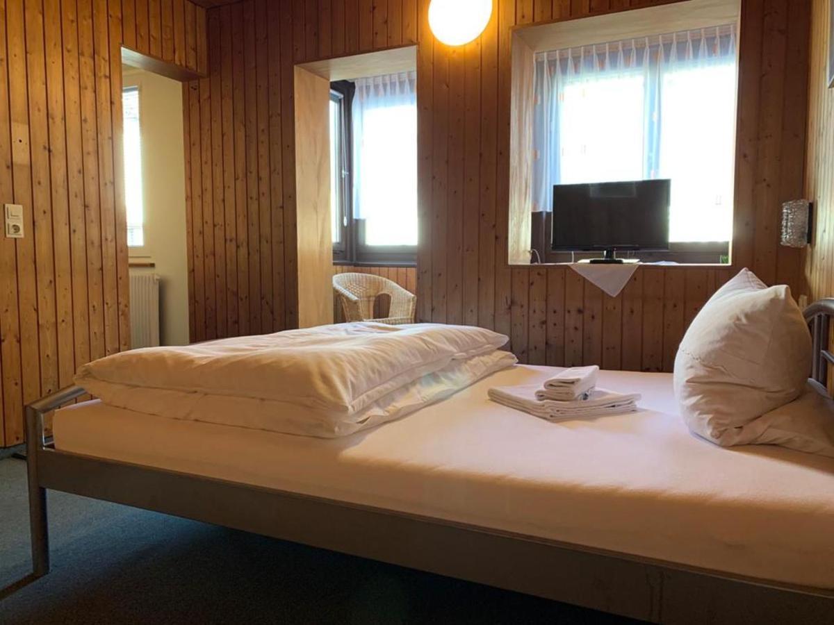 Hotel Garni Siedlerstube Nuertingen Esterno foto